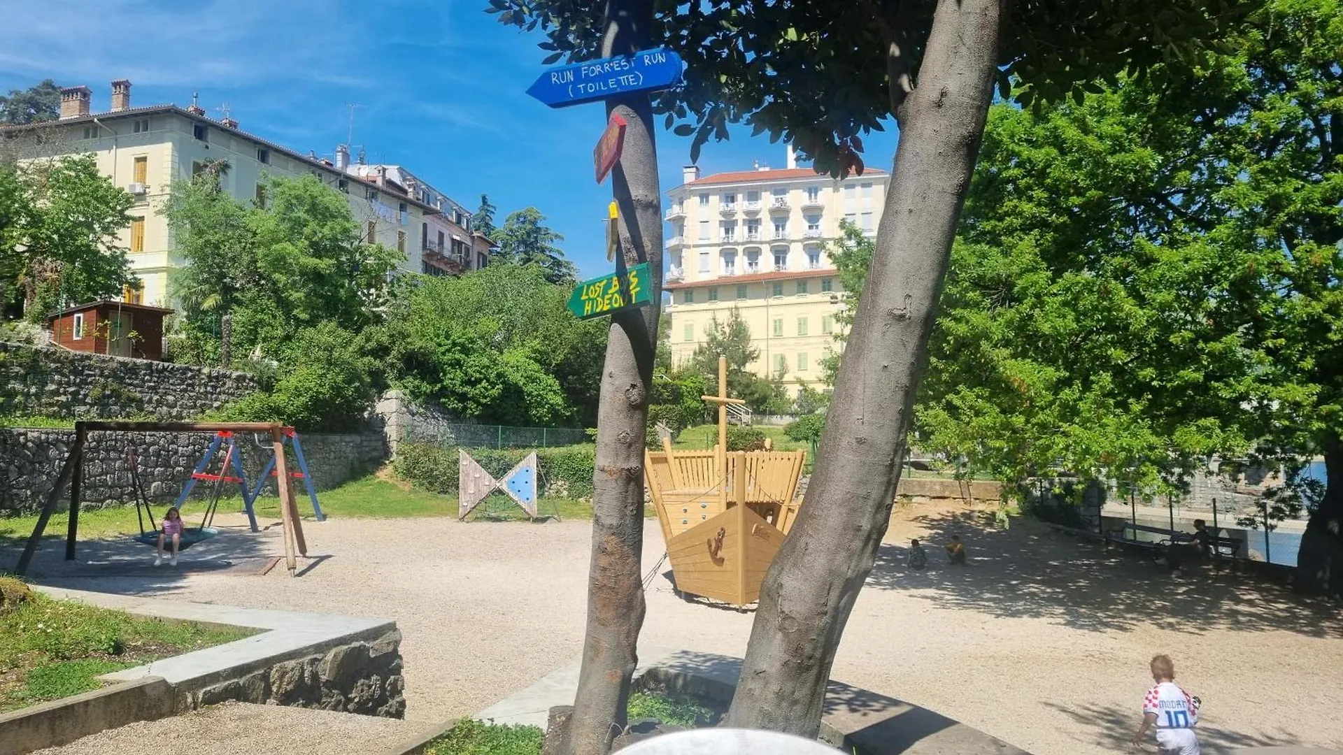 Apartment With Direct Sea View, Free Parking And Close To Beaches And Promenade Lovran Croaţia